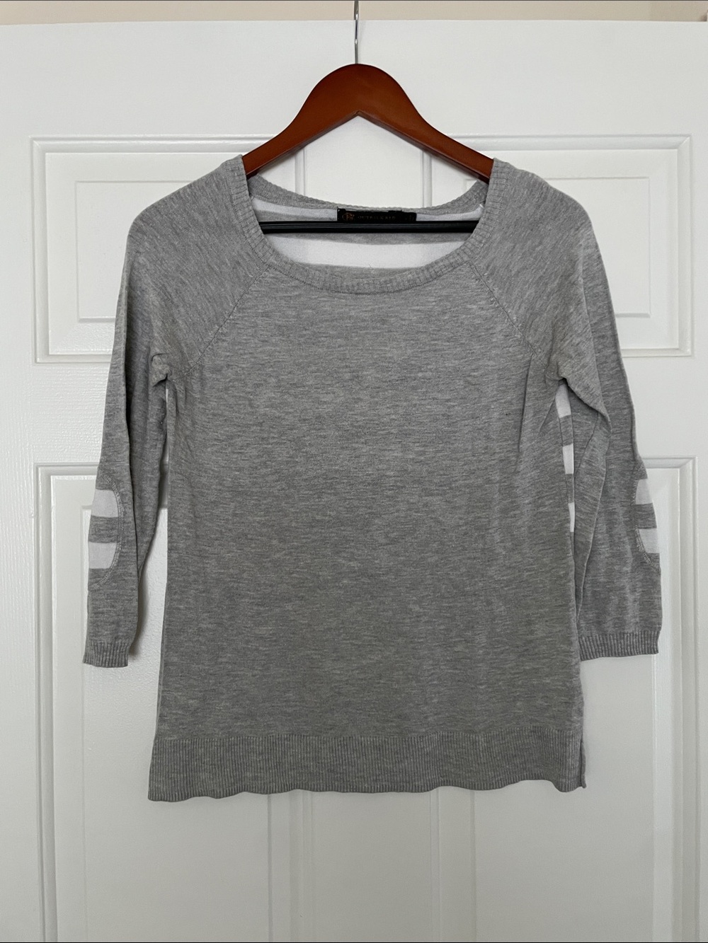 Outback Red Women's Gray Long Sleeve Tee with Elbow Stripes